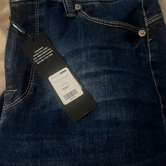 Brand New With Tags Fashion Nova Booty Lifting Mom Jeans - Dark Wash - Size 7 - Picture 3 of 3
